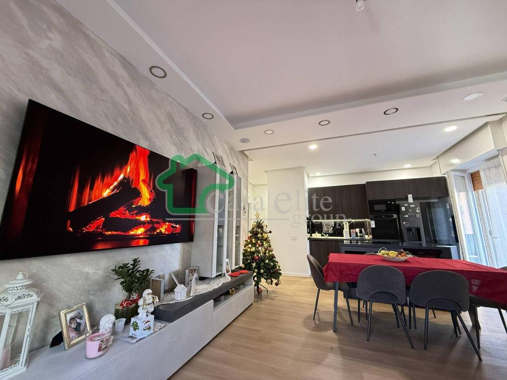 appartamento in vendita a Lodi in zona Viale Italia