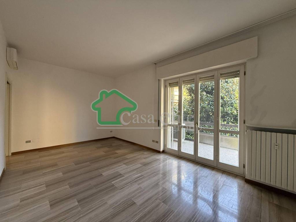 appartamento in vendita a Lodi in zona Fanfani