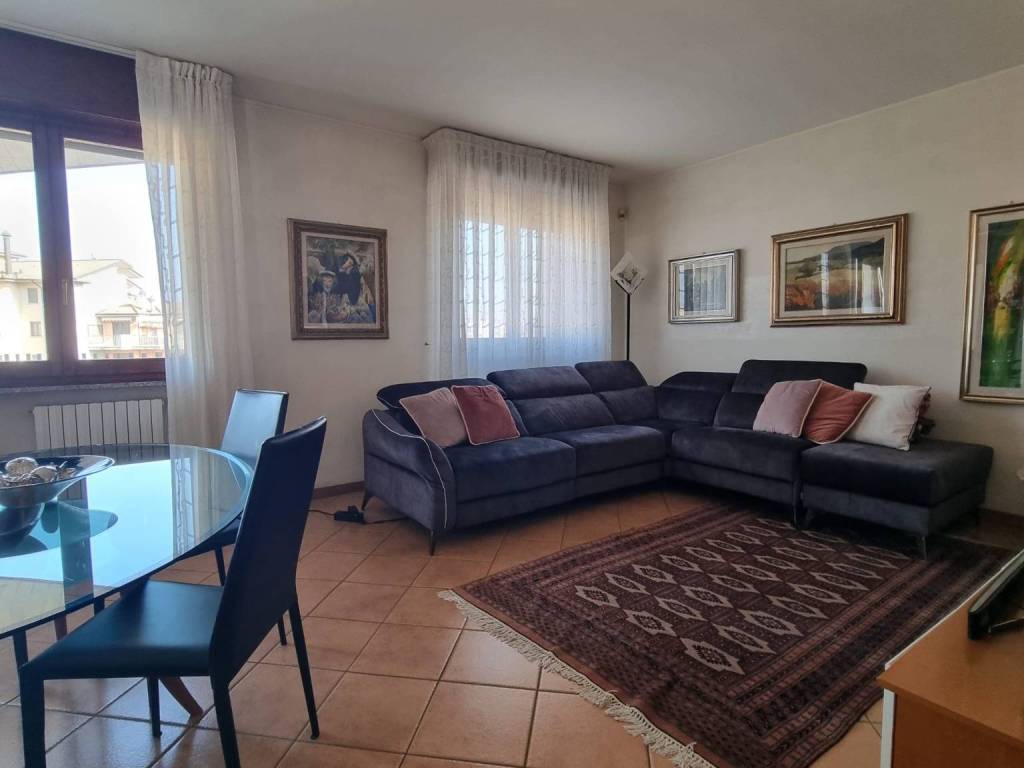 appartamento in vendita a Lodi in zona Faustina