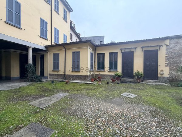 appartamento in vendita a Lodi in zona Centro Storico