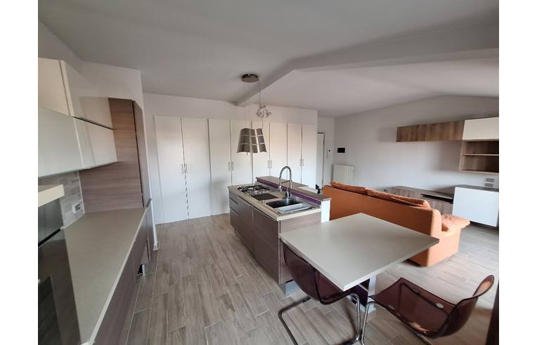 appartamento in vendita a Lodi in zona Paderno