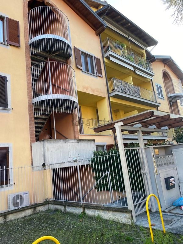 appartamento in vendita a Lodi in zona Fanfani