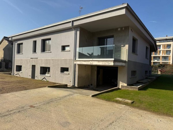 appartamento in vendita a Lodi in zona San Fereolo