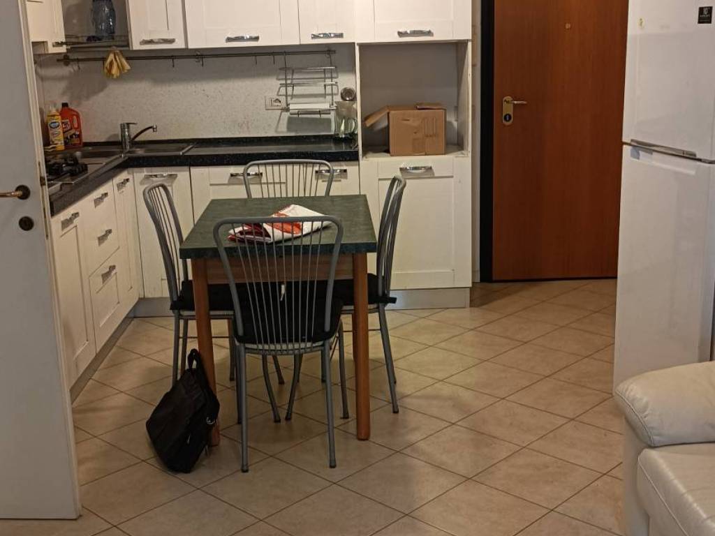 appartamento in vendita a Lodi in zona San Fereolo