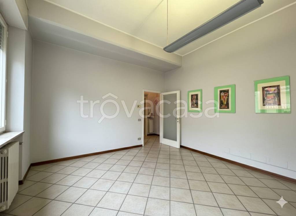 appartamento in vendita a Lodi in zona Fanfani