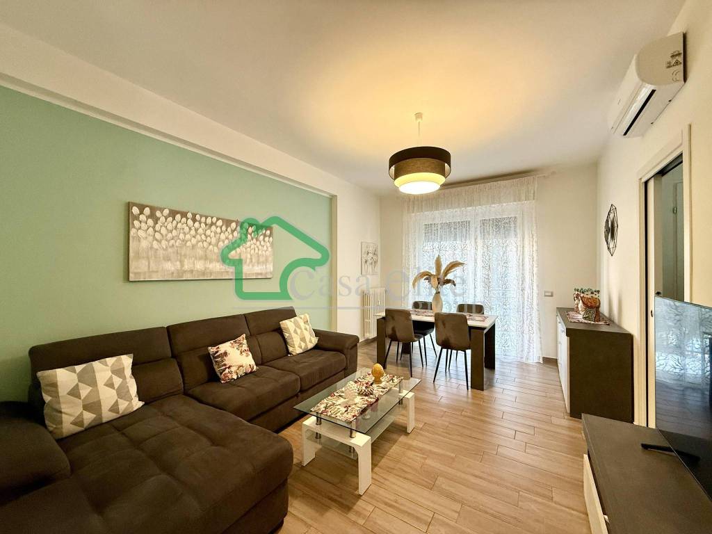 appartamento in vendita a Lodi in zona Piazza Albarola