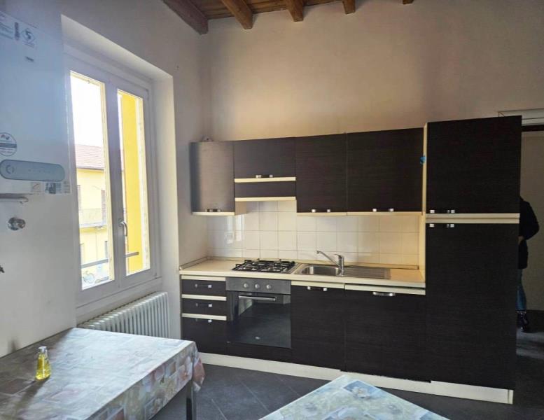 appartamento in vendita a Lodi in zona Paderno