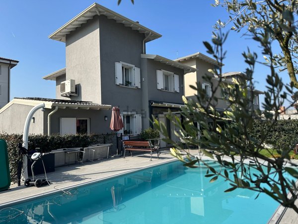 casa indipendente in vendita a Lodi