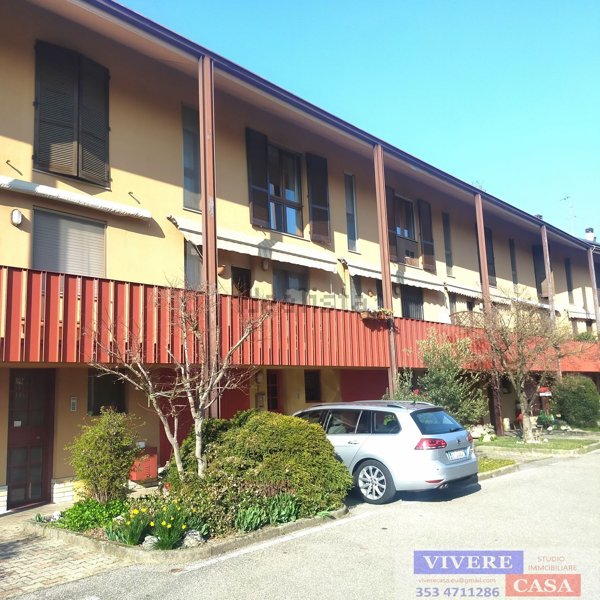 casa indipendente in vendita a Lodi