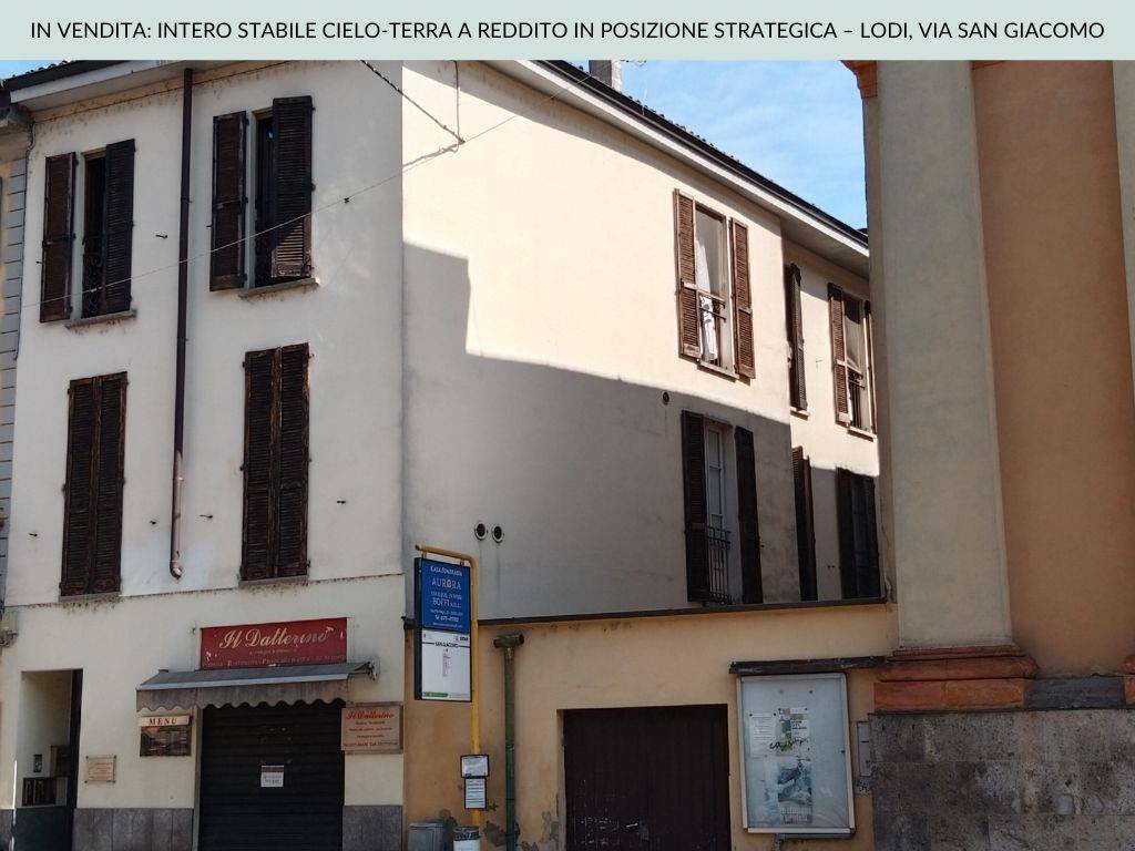 appartamento in vendita a Lodi in zona Centro Storico