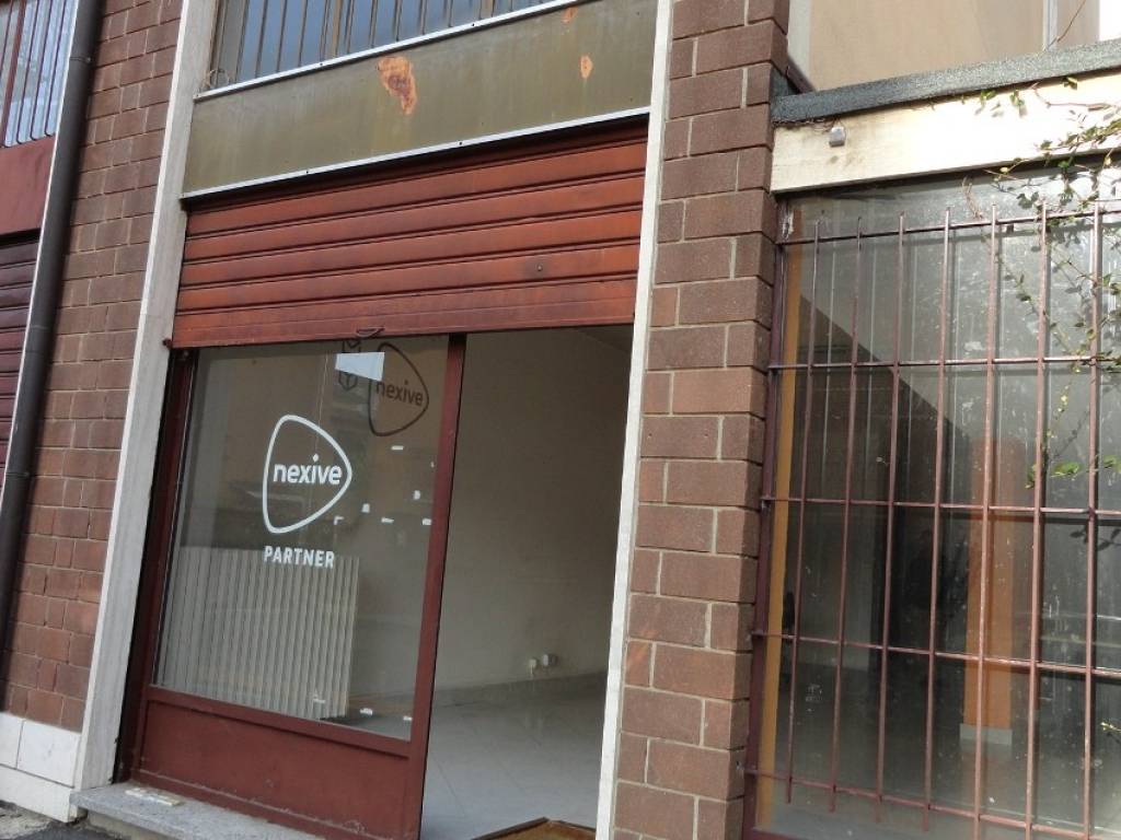 negozio in vendita a Lodi in zona San Bernardo