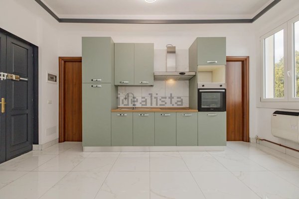 appartamento in vendita a Lodi in zona Viale Pavia