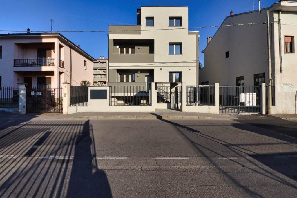 appartamento in vendita a Lodi in zona Paderno