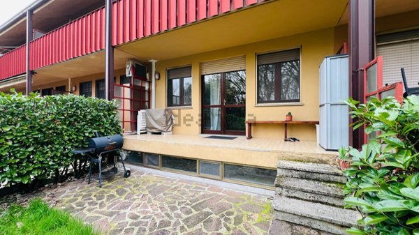 casa indipendente in vendita a Lodi in zona Torretta