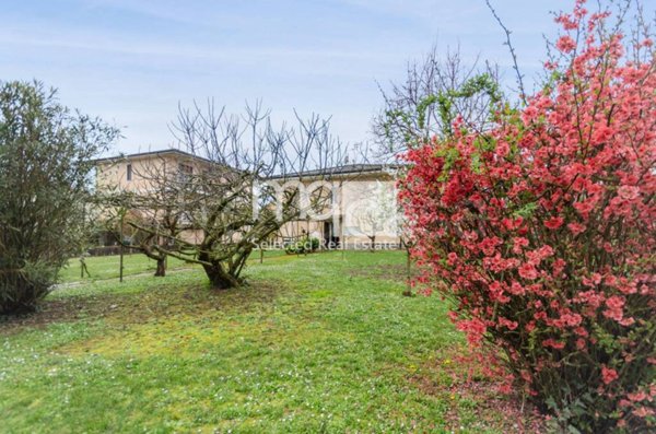casa indipendente in vendita a Lodi