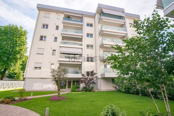 appartamento in vendita a Lodi in zona Piazza Albarola