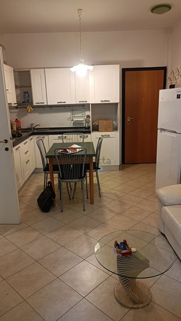 appartamento in vendita a Lodi in zona Piazza Albarola