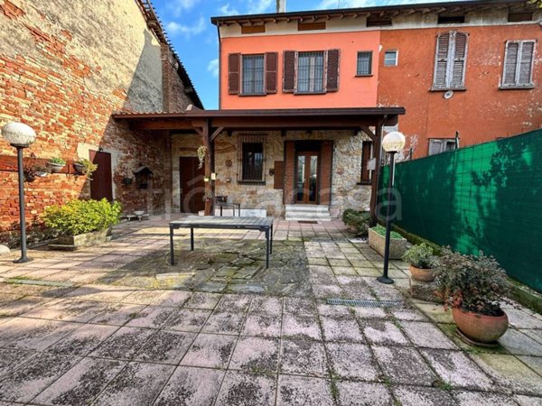 casa indipendente in vendita a Lodi