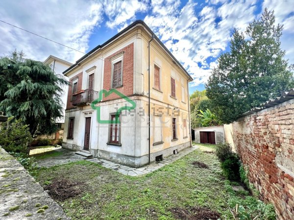 casa indipendente in vendita a Lodi in zona Faustina