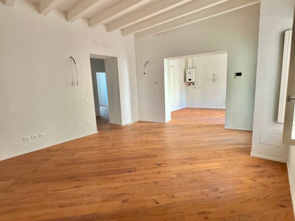 appartamento in vendita a Lodi in zona Centro Storico