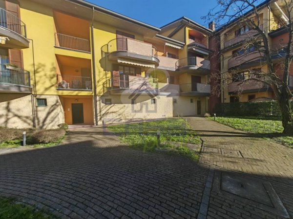 appartamento in vendita a Lodi in zona Riolo