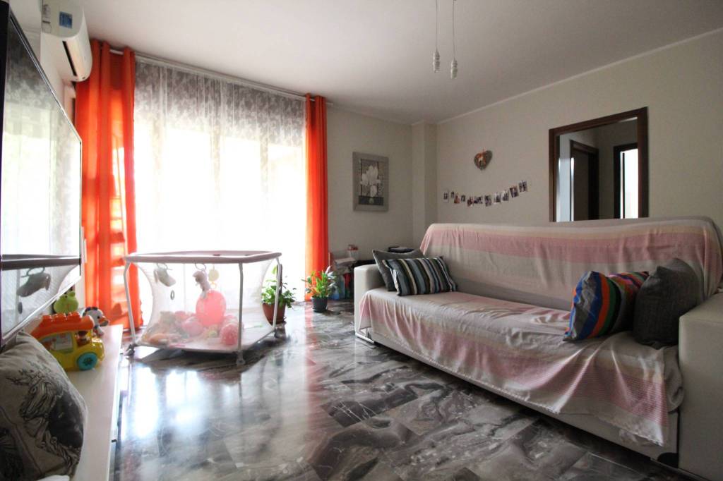 appartamento in vendita a Lodi in zona Fanfani