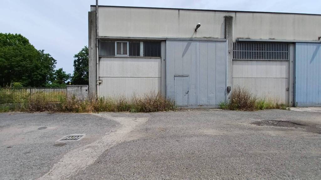 locale commerciale in vendita a Lodi in zona Centro Storico