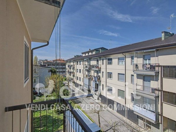 appartamento in vendita a Lodi in zona San Fereolo