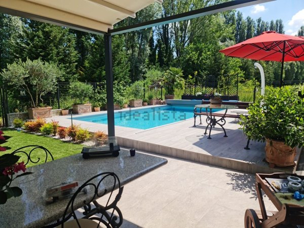 casa indipendente in vendita a Lodi