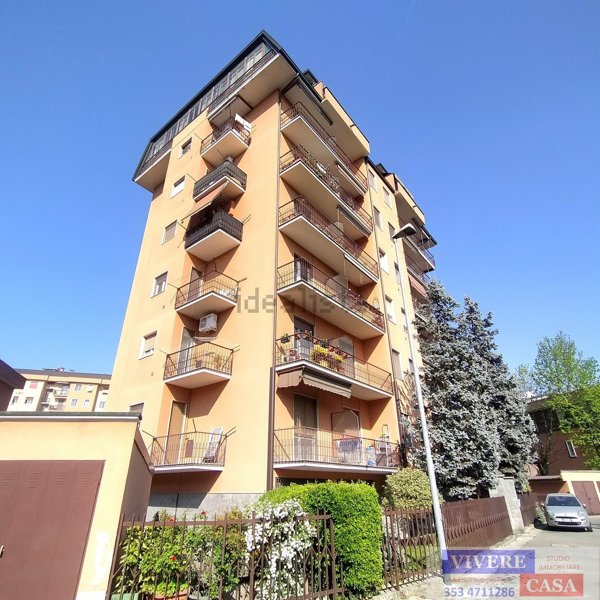 appartamento in vendita a Lodi in zona San Bernardo