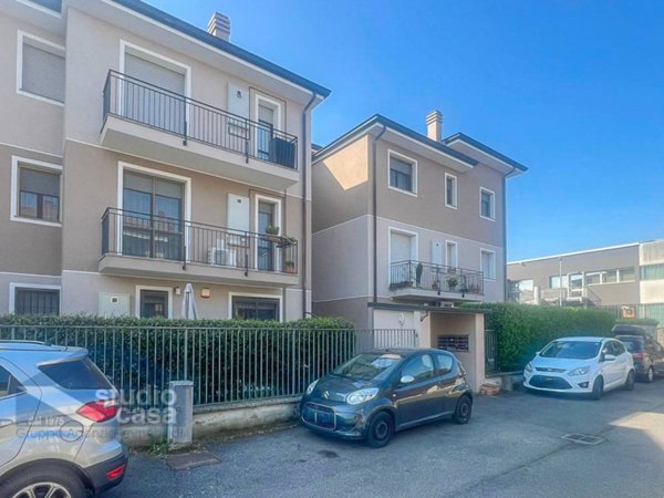 appartamento in vendita a Lodi in zona San Fereolo