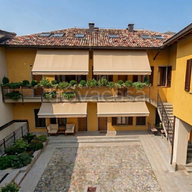 appartamento in vendita a Lodi in zona Centro Storico