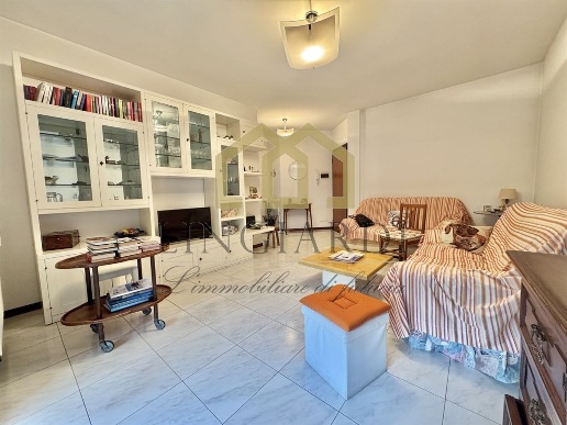 appartamento in vendita a Lodi in zona Piazza Albarola