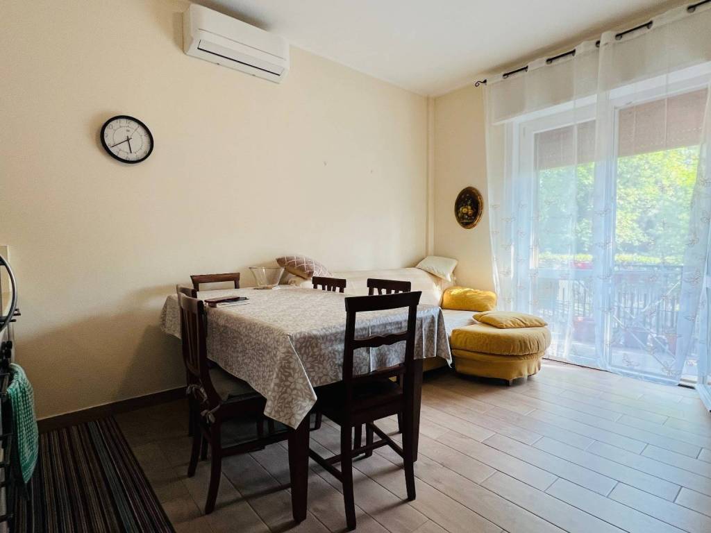 appartamento in vendita a Lodi in zona Olmo