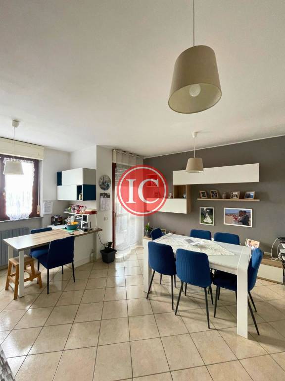 appartamento in vendita a Lodi in zona San Fereolo