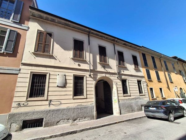 intera palazzina in vendita a Lodi in zona Centro Storico