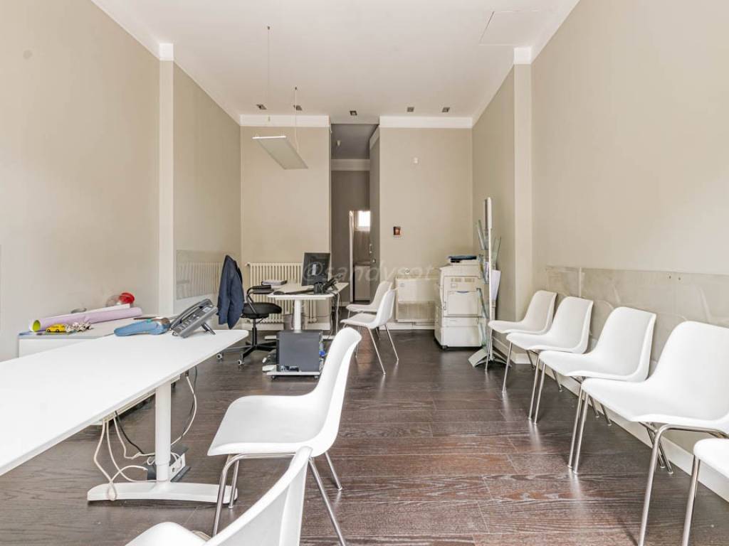 negozio in vendita a Lodi in zona Corso Mazzini