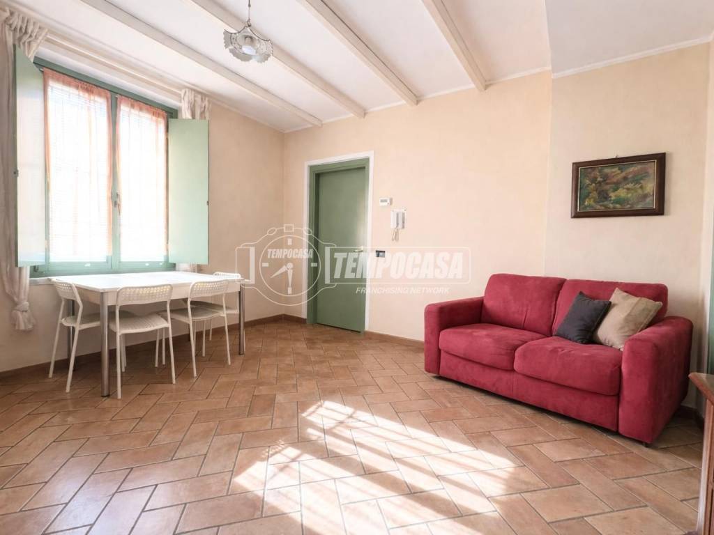 appartamento in vendita a Lodi in zona Piazza Albarola