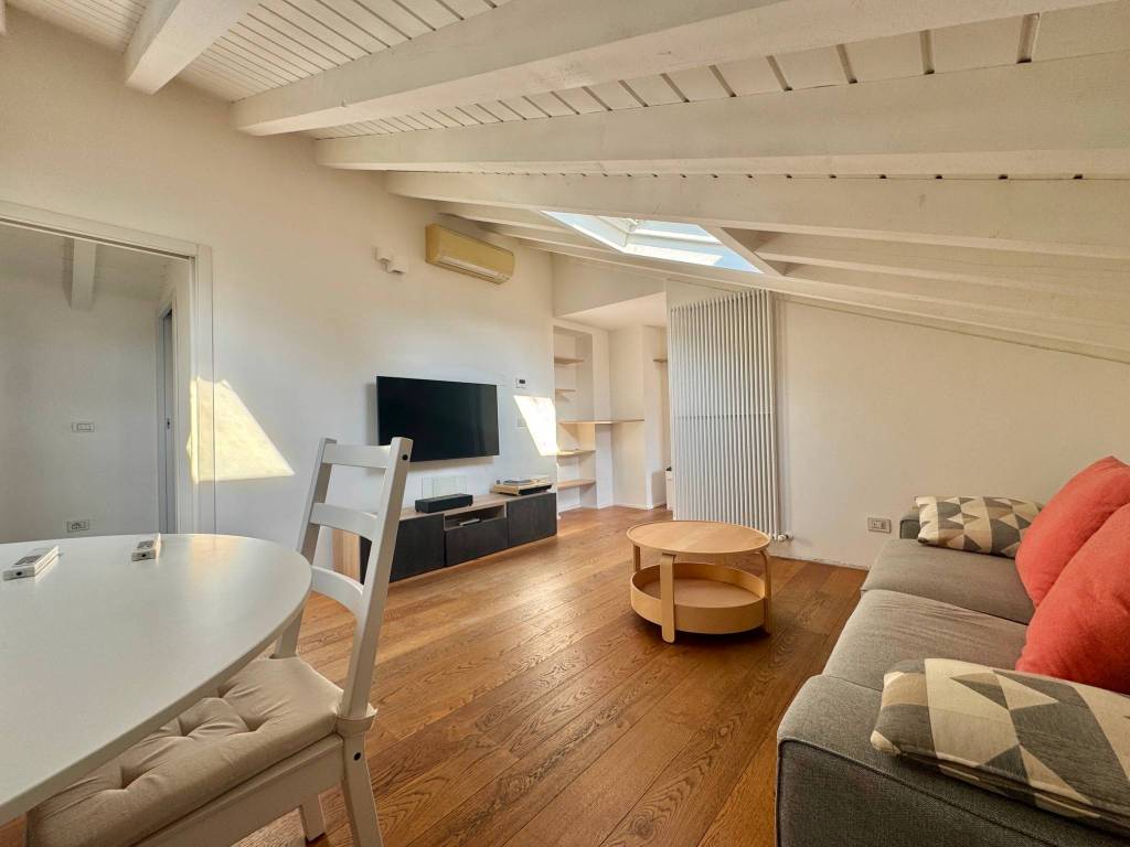 appartamento in vendita a Lodi in zona Centro Storico