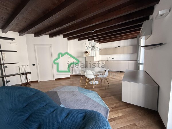 appartamento in vendita a Lodi in zona Centro Storico