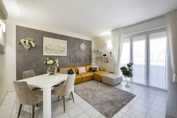 appartamento in vendita a Lodi in zona San Bernardo