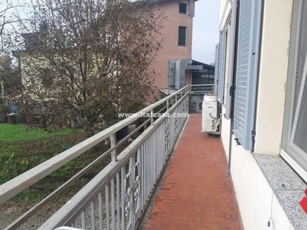 appartamento in vendita a Lodi in zona Torretta