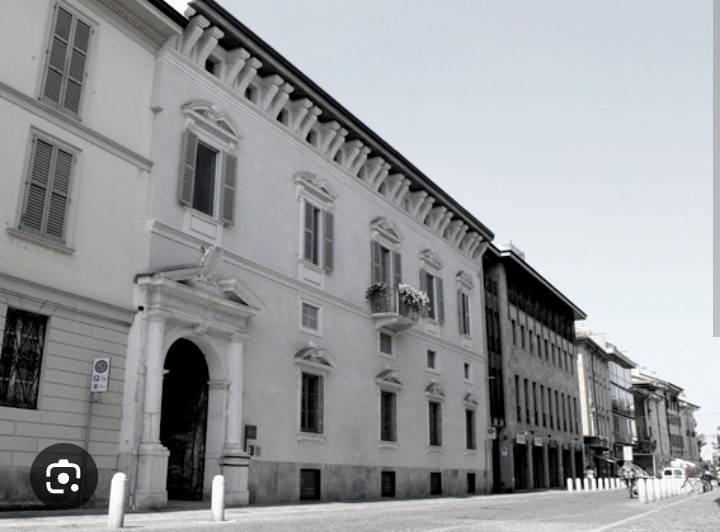appartamento in vendita a Lodi in zona Centro Storico