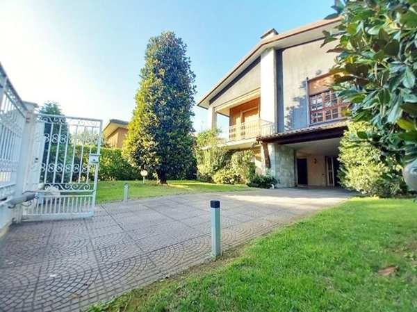 casa indipendente in vendita a Lodi
