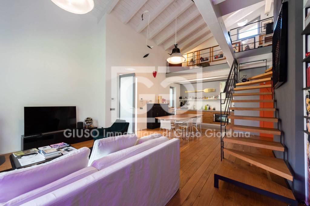 casa indipendente in vendita a Lodi in zona Torretta