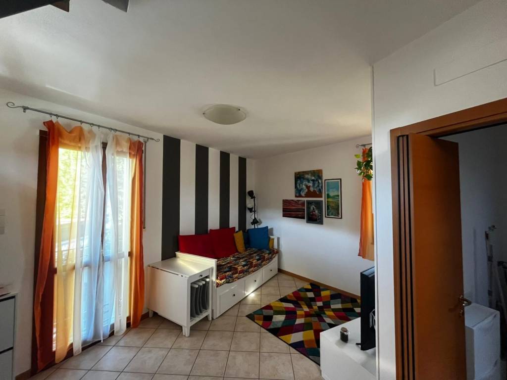 appartamento in vendita a Lodi in zona Città Bassa