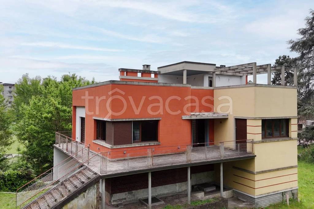 casa indipendente in vendita a Lodi