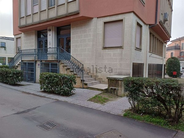 appartamento in vendita a Lodi in zona Fanfani