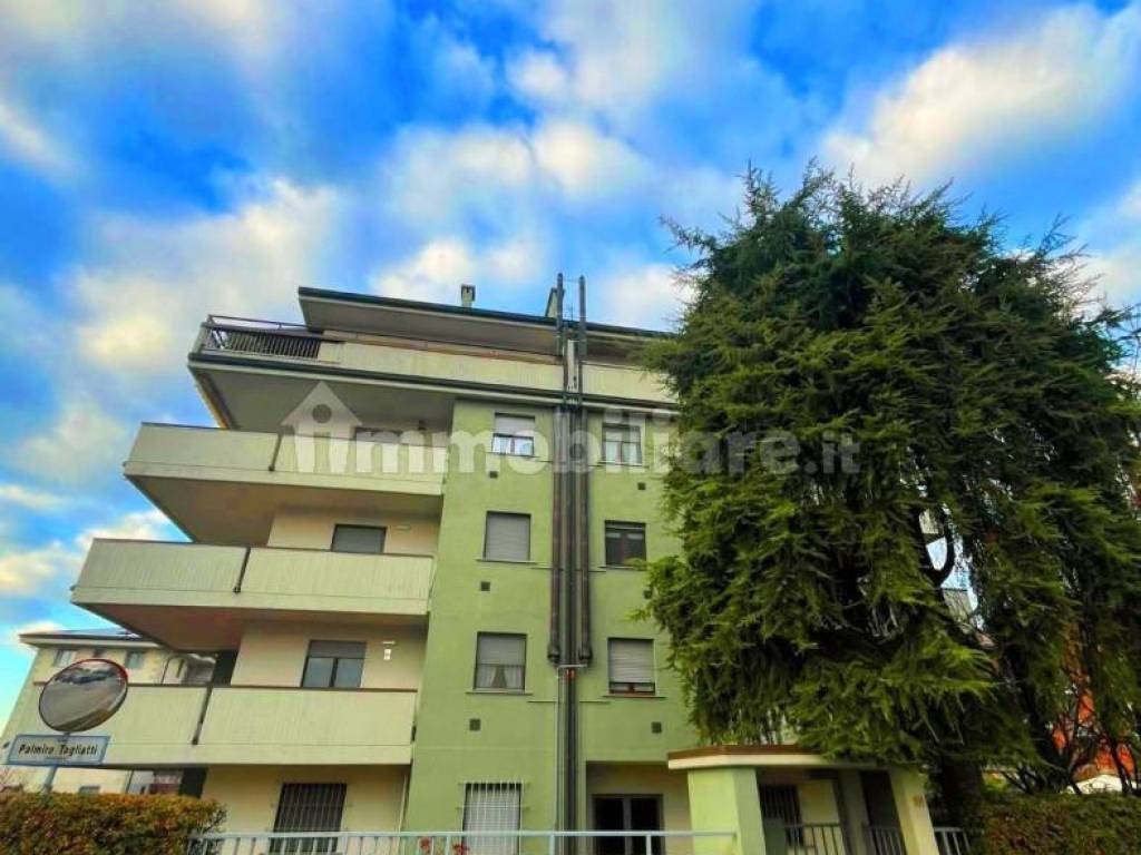 ufficio in vendita a Lodi in zona Faustina