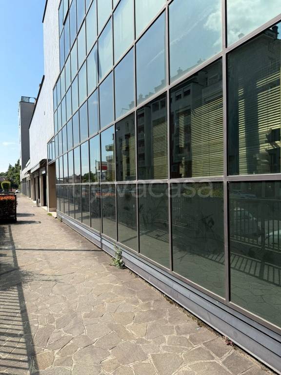 ufficio in vendita a Lodi
